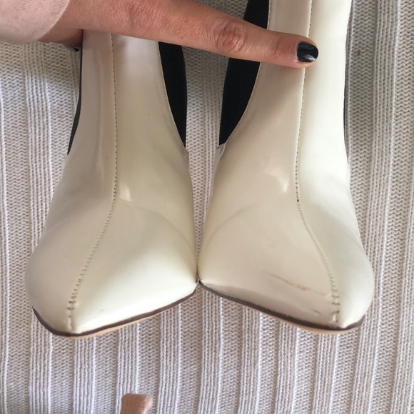 White ankle booties Sz 8 - Picture 4 of 8